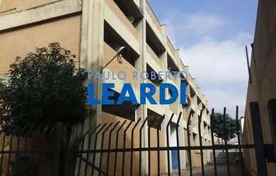 Imagem: O depósito possui 5 Vagas na garagem, 2.809m² de Área, Imóvel