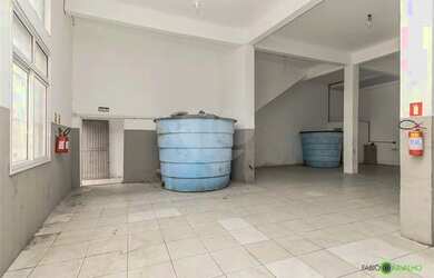 Imagem 12: Depósito para venda e locação com salas, banheiros e estacionamentos...