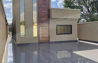 Imagem: A casa em condomínio possui 3 Dormitórios, 3 Banheiros, 5