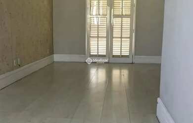 Imagem: O apartamento possui 3 Dormitórios, 2 Banheiros, 3 Vagas na