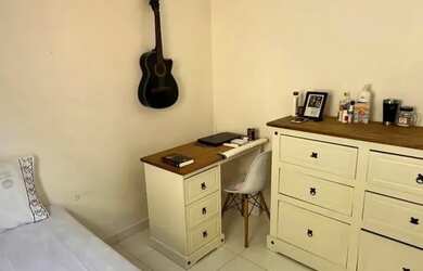 Imagem 5: Casa no Condomínio Villagio di Giulia no Conjunto Débora. 1 suíte e...