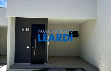 Imagem: A casa em condomínio possui 2 Dormitórios, 1 Banheiro, 90m²