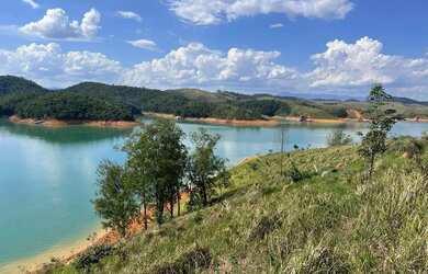 Imagem: O terreno possui 5.000m² de Área e está localizado em Centro