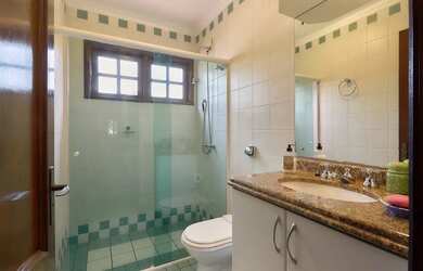 Imagem 11: MARAVILHOSA CASA À VENDA NO BAIRRO SANTA FELICIDADE COM TERRENO DE 2.827,00...