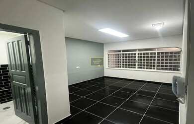 Imagem: O depósito possui 18m² de Área e está localizado em Butantã