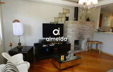 Imagem 3: SOBRADO 6 DORMITÓRIOS. Churrasqueira, Lareira, 2 Vagas na garageme5 Dormitórios