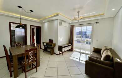 Imagem 2: Apartamento com 2 dormitórios sacada churrasqueira e vaga de garagem