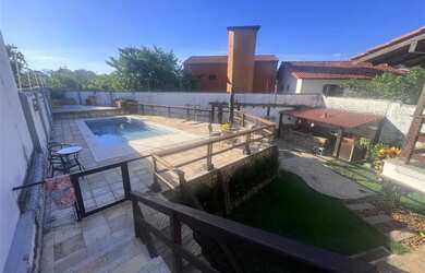 Imagem: A casa em condomínio à venda possui 4 Dormitórios, 5 Banheiros