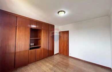 Imagem 7: Apartamento Alto Padrão no Coração de Passos Pronto para Morar