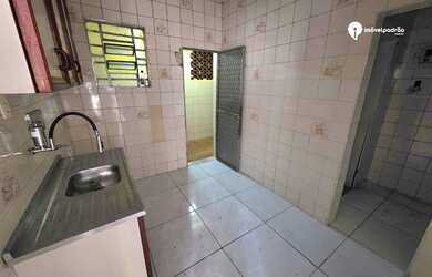 Imagem: A casa possui 2 Dormitórios, 1 Banheiro, 80m² de Área e