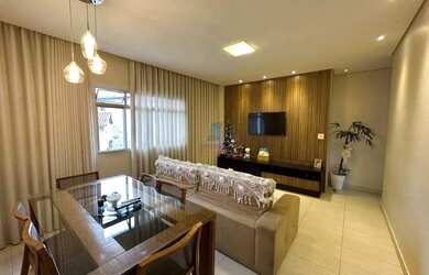 Imagem: O apartamento possui 3 Dormitórios, 2 Banheiros, 2 Vagas na