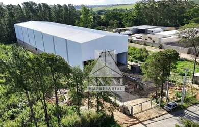 Imagem: O depósito possui 1.900m² de Área e está localizado em