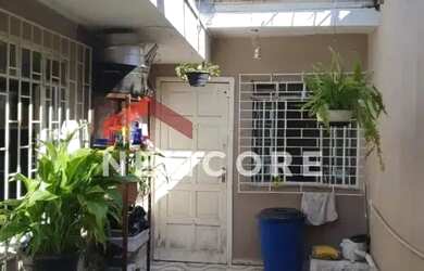 Imagem: A casa à venda possui 3 Dormitórios, 2 Banheiros e 90m² de