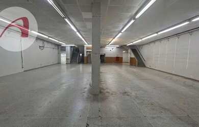 Imagem: O depósito possui 840m² de Área e está localizado em Centro