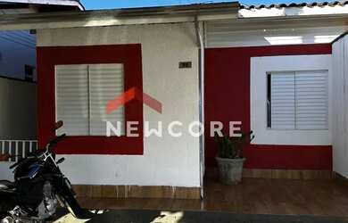 Imagem: A casa em condomínio possui 3 Dormitórios, 2 Banheiros, 2