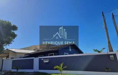 Imagem: A casa possui 2 Dormitórios, 2 Banheiros, 3 Vagas na garagem