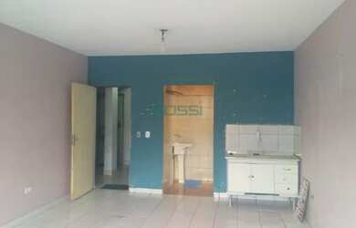 Imagem: A casa possui 1 Dormitório, 1 Banheiro, 30m² de Área e está