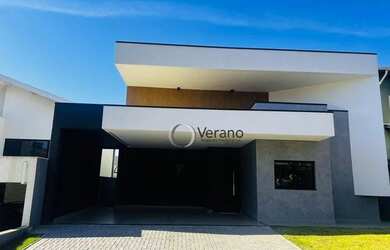 Imagem: A casa em condomínio possui 3 Dormitórios, 4 Banheiros, 4