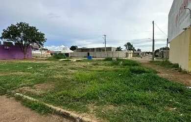 Imagem: O terreno possui 144m² de Área e está localizado em Plano
