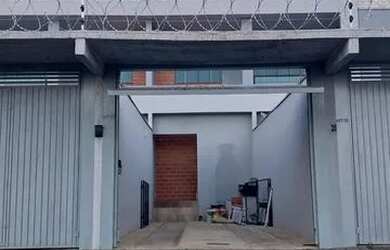 Imagem: A casa em condomínio possui 2 Dormitórios, 2 Banheiros, 2