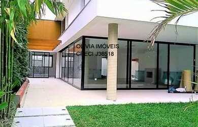 Imagem: A casa em condomínio possui 4 Dormitórios, 5 Banheiros, 5