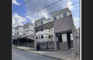 Imagem: A casa possui 2 Dormitórios, 1 Banheiro, 1 Vaga na garagem