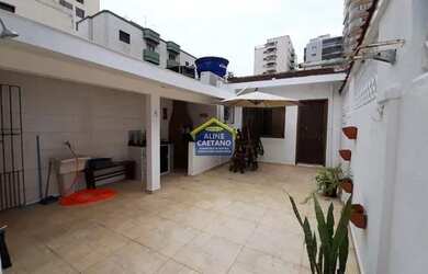 Imagem: A casa possui 2 Dormitórios, 2 Banheiros, 2 Vagas na garagem