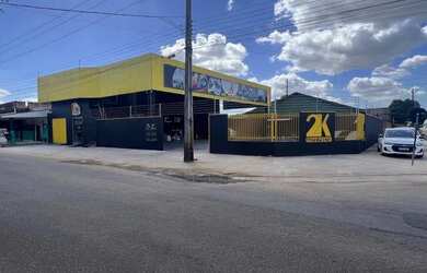 Imagem: O depósito possui 5 Vagas na garagem, 660m² de Área e está