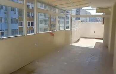 Imagem: O apartamento na cobertura possui 4 Dormitórios, 2 Banheiros