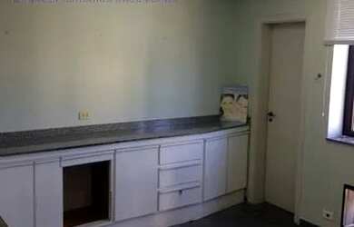 Imagem: O depósito possui 1 Vaga na garagem, 50m² de Área e está