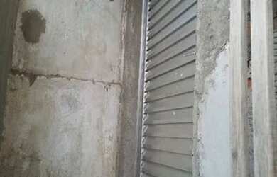 Imagem: A casa possui 1 Dormitório, 1 Banheiro e está localizado