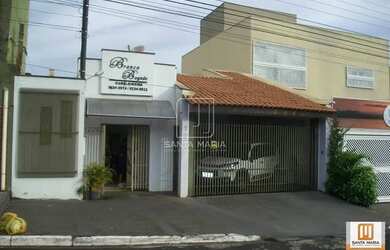 Imagem: O depósito para alugar possui 2 Vagas na garagem e 186m² de