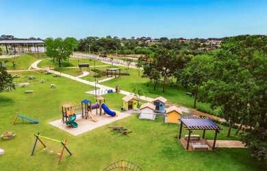 Imagem: O terreno possui 200m² de Área e está localizado em Setsul