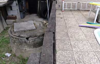 Imagem 10: Casarão com piscina. Piscina, Churrasqueira, VarandaeÁrea de serviço