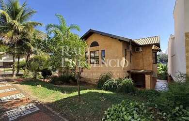 Imagem 4: Casa para alugar no Condomínio Vale das Araucárias com 5 quartos