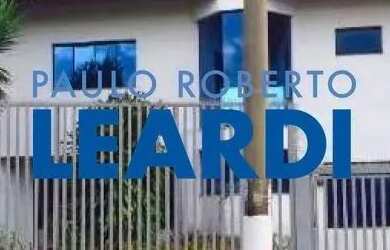 Imagem: O depósito possui 2 Vagas na garagem e 740m² de Área e está