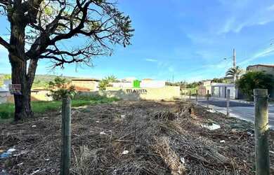 Imagem: O terreno possui 200m² de Área e está localizado em Acacias