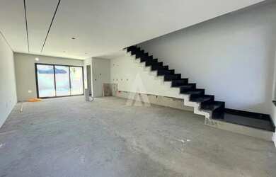 Imagem 4: Sobrado Geminado com 1 suíte s mais 2 quarto s à venda no bairro Saguaçu...