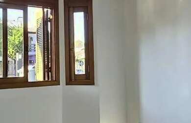 Imagem 8: Casa em Hípica. Churrasqueira, Lareira, 2 Vagas na garageme2 Dormitórios