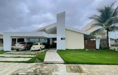 Imagem: A casa em condomínio possui 3 Dormitórios, 4 Banheiros, 239m²