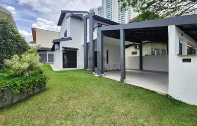 Imagem: A casa em condomínio possui 3 Dormitórios, 3 Banheiros, 2