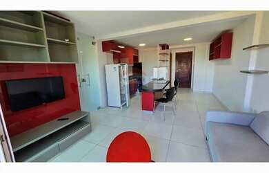 Imagem: O apartamento possui 1 Dormitório, 1 Banheiro, 1 Vaga na garagem