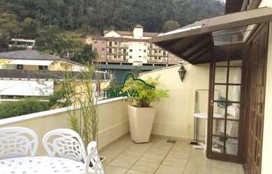 Imagem: O apartamento possui 2 Dormitórios, 2 Banheiros, 2 Vagas na