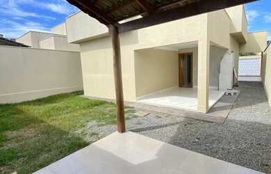 Imagem 16: Casa 3/4 sozinha no lote. Piscina, Churrasqueira, Varandae136m² de Área