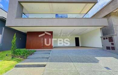 Imagem: A casa em condomínio possui 3 Dormitórios, 5 Banheiros, 2