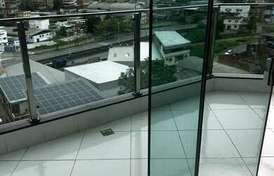 Imagem: O apartamento possui 2 Dormitórios, 2 Banheiros, 1 Vaga na