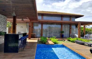 Imagem: A casa em condomínio possui 4 Dormitórios, 5 Banheiros, 4