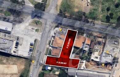 Imagem: O terreno possui 918m² de Área e está localizado em Campina