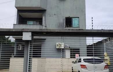 Imagem: O apartamento possui 2 Dormitórios, 2 Banheiros, 4 Vagas na