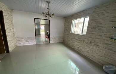 Imagem: A casa possui 3 Dormitórios, 2 Banheiros, 135m² de Área e